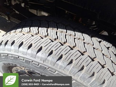 New 2026 Ford F350 Lariat w/ Black Appearance Package image 32