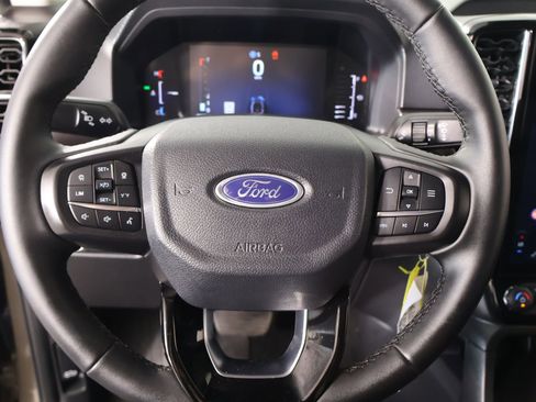 Used 2025 Ford Ranger XLT w/ Equipment Group 301A High AWD/4WD image 3