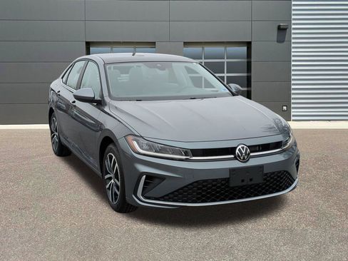 New 2026 Volkswagen Jetta SE FWD image 1