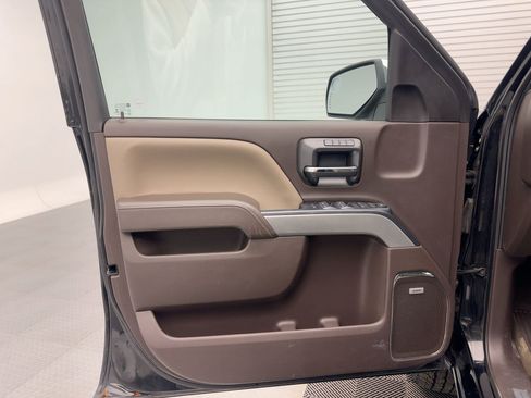 Used 2018 Chevrolet Silverado 1500 LTZ Z71 w/ LTZ Plus Package image 21