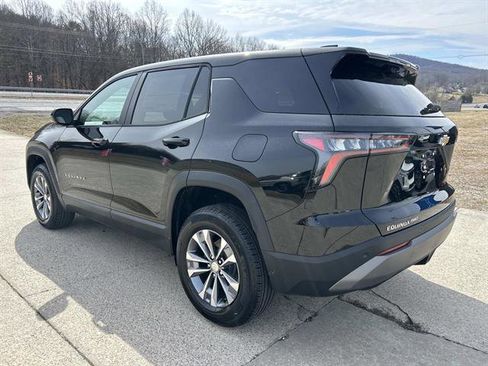 New 2026 Chevrolet Equinox LT w/ Safety and Technology Package image 6