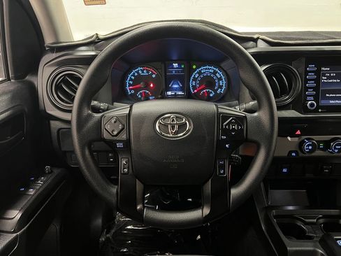 Used 2022 Toyota Tacoma SR w/ SR Convenience Package image 14