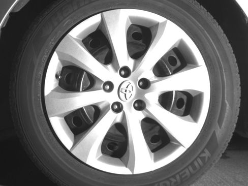 Used 2025 Toyota Corolla LE FWD image 12