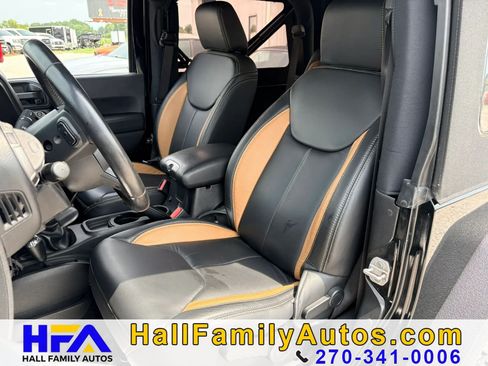 Used 2013 Jeep Wrangler Sport AWD/4WD image 10