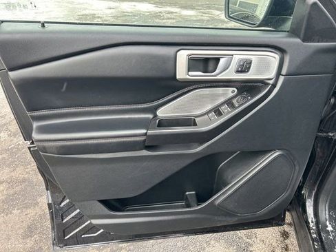 Used 2020 Ford Explorer ST w/ ST Street Pack image 11