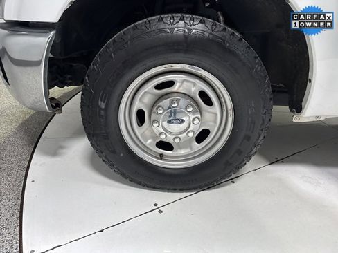 Used 2016 Ford F250 XL w/ Power Equipment Group image 3