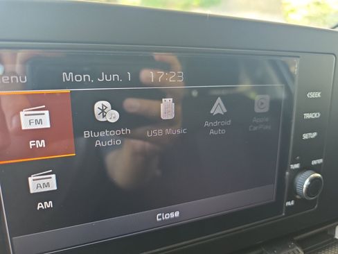 Certified 2025 Kia Sportage LX FWD image 14