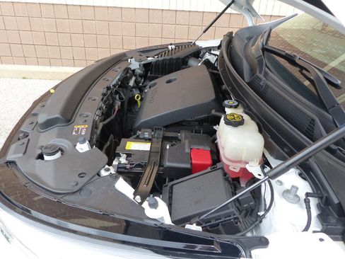 Used 2022 Buick Enclave Premium w/ Surround and Sites Package FWD image 17