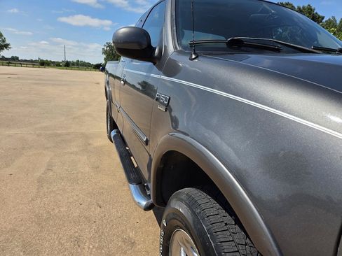 Used 2003 Ford F150 Lariat AWD/4WD image 26