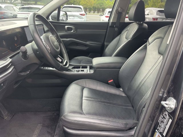 Used 2024 Kia Sorento S AWD/4WD image 15