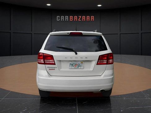 Used 2018 Dodge Journey SE image 8