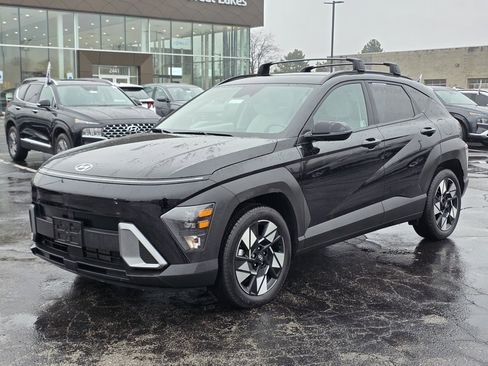 Used 2025 Hyundai Kona SEL image 1