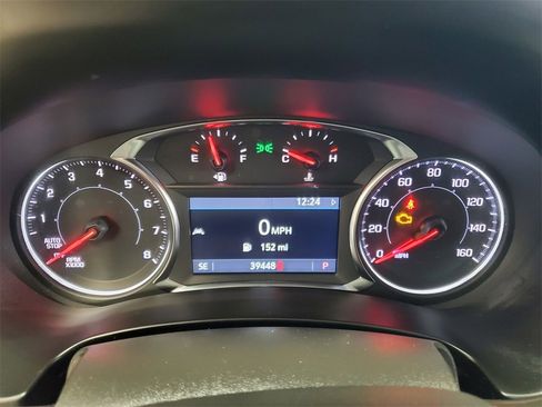 Used 2024 GMC Terrain SLT image 10