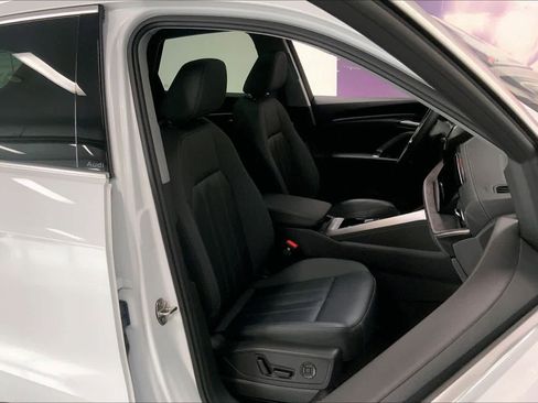 Used 2025 Audi Q5 Premium Plus w/ Premium Plus AWD/4WD image 12