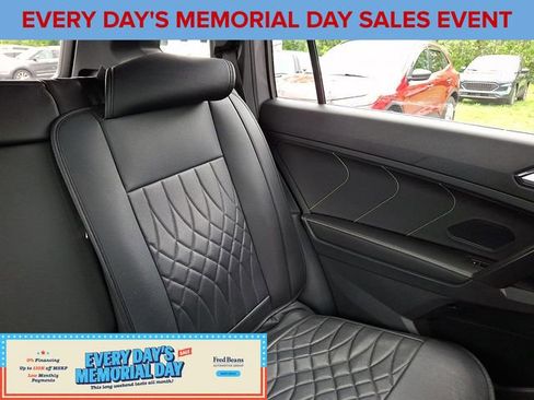 Used 2024 Volkswagen Tiguan SE R-Line AWD/4WD image 20