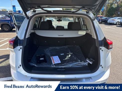 New 2026 Nissan Rogue SV w/ Cold Weather Package AWD/4WD image 12