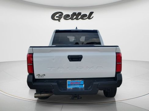 Certified 2024 Toyota Tacoma SR AWD/4WD image 7