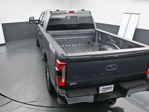 Used 2024 Ford F250 Lariat AWD/4WD image 21