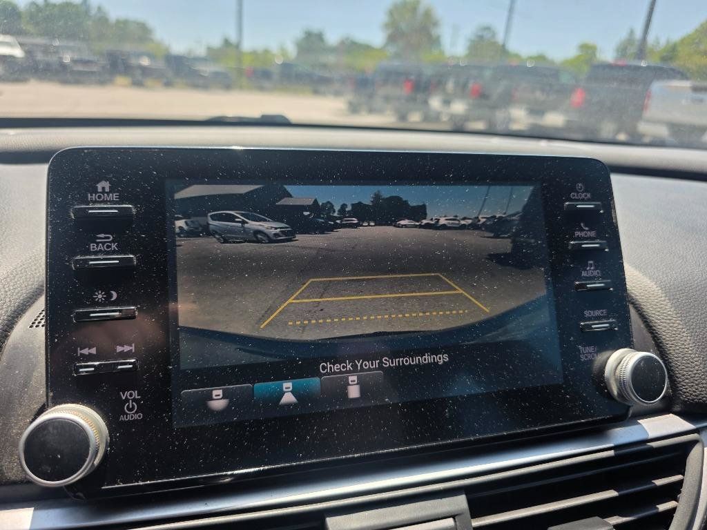 Used 2018 Honda Accord Sport image 17