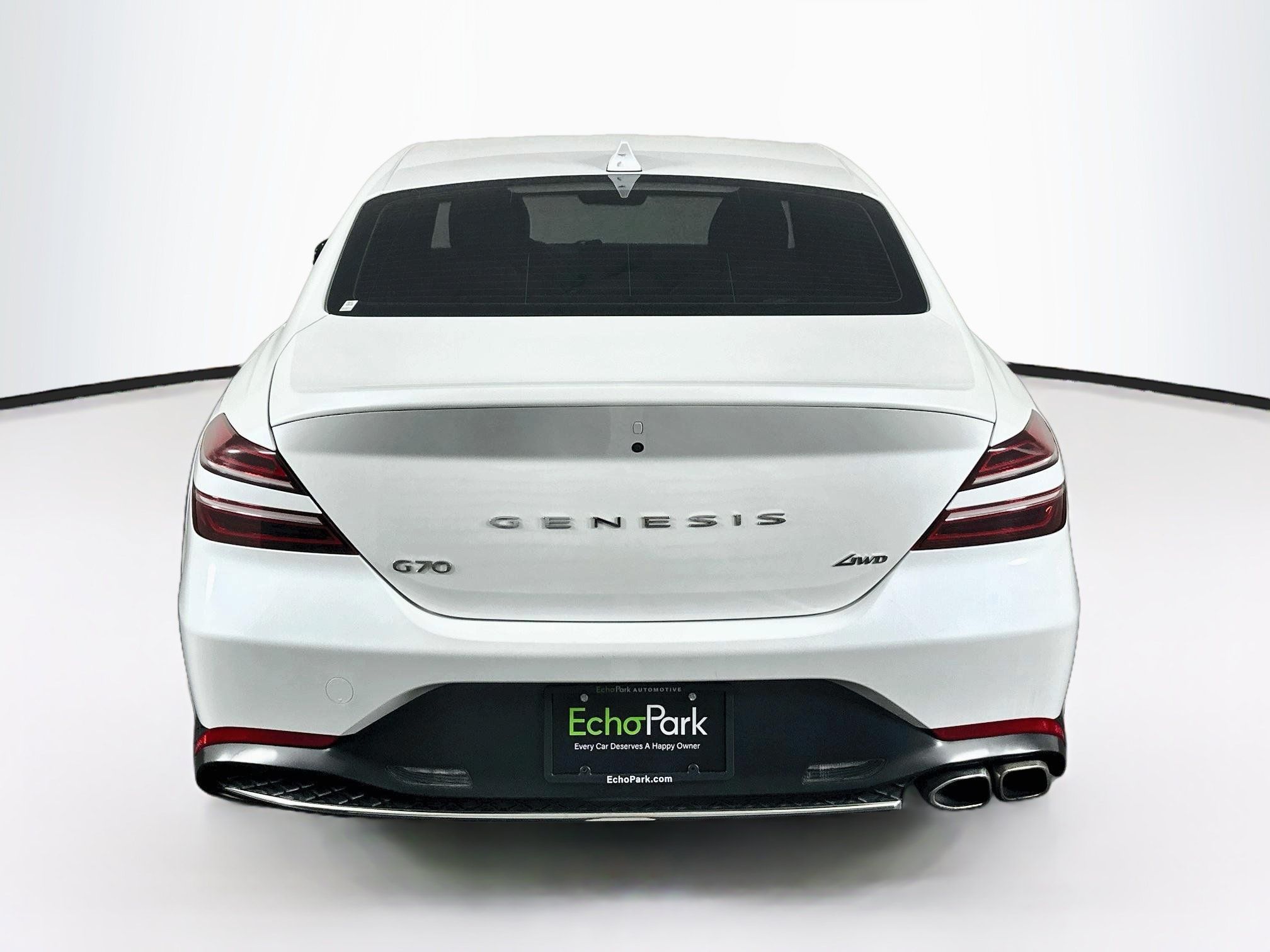 Used 2023 Genesis G70 2.0T AWD/4WD image 7