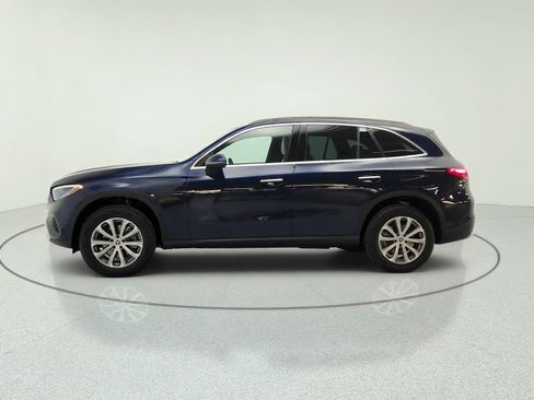 Used 2024 Mercedes-Benz GLC 300 image 8