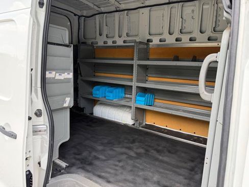 Used 2018 Nissan NV 2500 SV RWD image 31