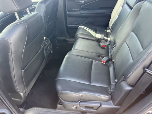 Used 2021 Honda Pilot EX-L image 32