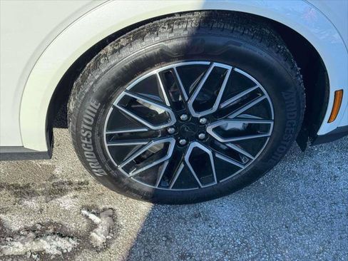 Used 2025 Ford Mustang Mach-E Premium image 9