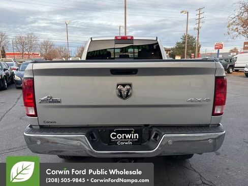 Used 2018 RAM 3500 Big Horn image 6