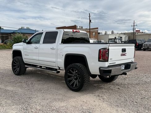 Used 2018 GMC Sierra 1500 SLT w/ SLT Premium Package AWD/4WD image 11