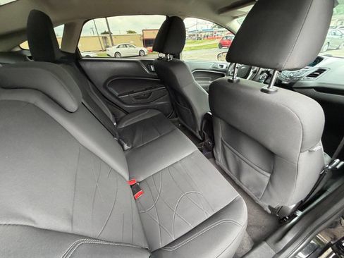 Used 2015 Ford Fiesta SE FWD image 14