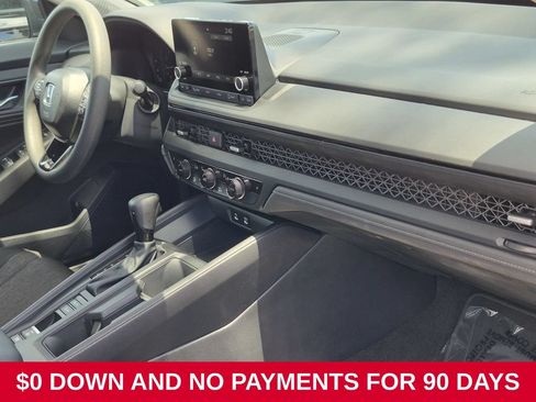 Used 2025 Honda Accord SE image 32
