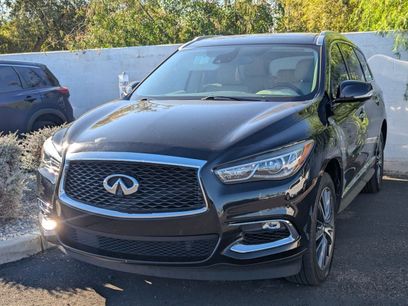 Used 2019 INFINITI QX60 Luxe w/ Essential Package