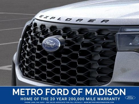 New 2026 Ford Explorer ST-Line w/ ST-Line Street Pack AWD/4WD image 18
