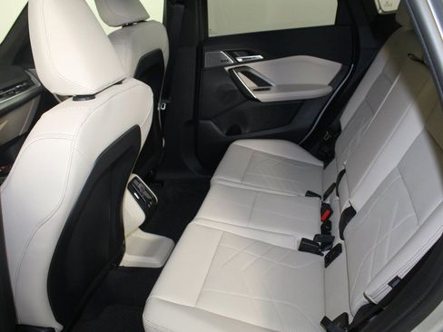 Used 2025 BMW X1 xDrive28i w/ Convenience Package image 11