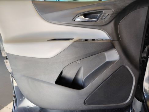 Used 2022 Chevrolet Equinox LS w/ LPO, Cargo Package image 19