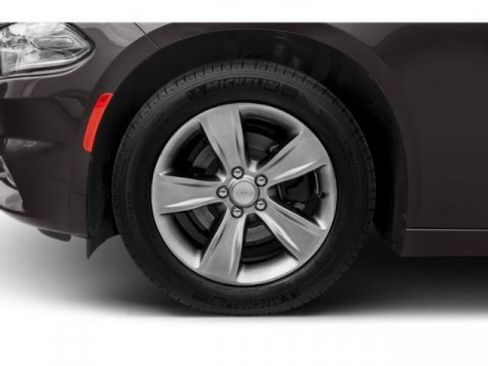 Used 2015 Dodge Charger SXT w/ Plus Group image 14