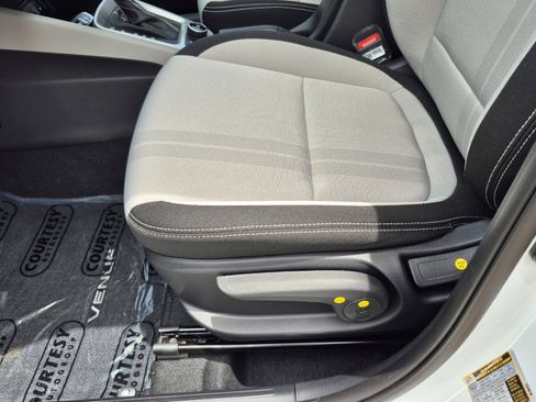 New 2026 Hyundai Venue SEL FWD image 19
