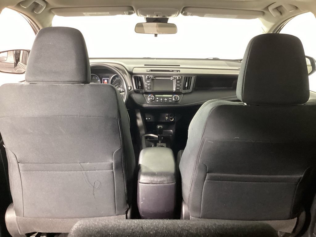 Used 2018 Toyota RAV4 XLE FWD image 23