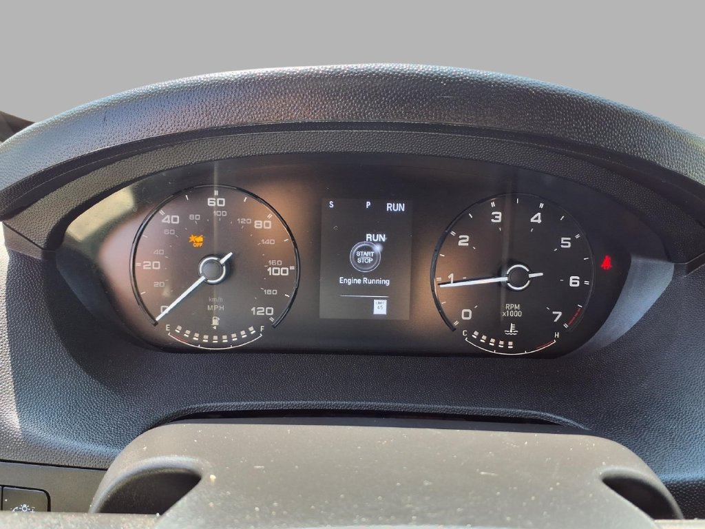 Used 2025 RAM ProMaster 2500 w/ Convenience Group FWD image 3