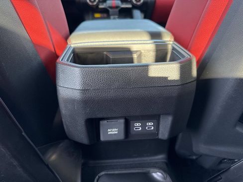 Used 2025 Toyota Tacoma TRD Pro AWD/4WD image 22