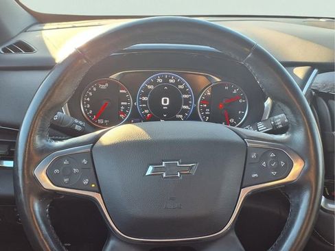 Certified 2022 Chevrolet Traverse Premier w/ Redline Edition AWD/4WD image 16