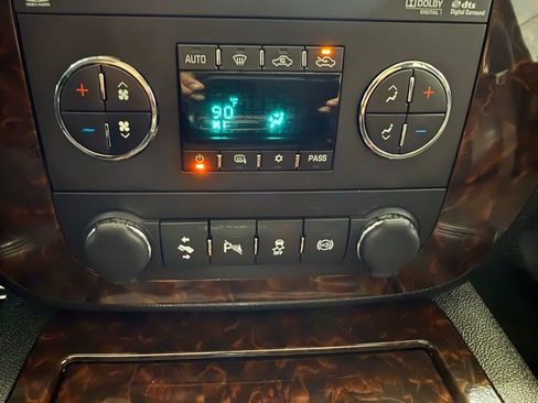 Used 2013 GMC Sierra 3500 Denali w/ Suspension Package, Off-Road image 38