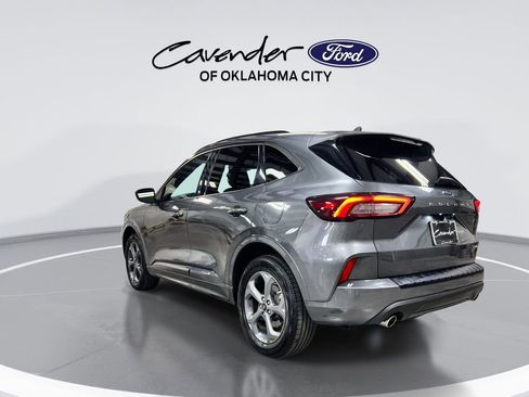 Used 2023 Ford Escape ST-Line AWD/4WD image 6