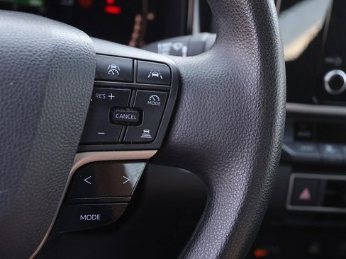 Used 2025 Toyota Camry LE image 12