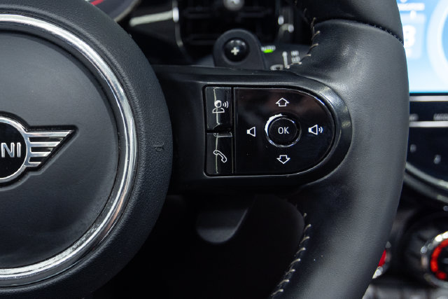 Used 2024 MINI Cooper S FWD image 15