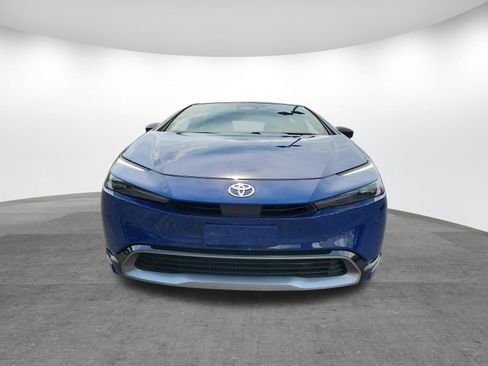 Used 2024 Toyota Prius XLE FWD image 21