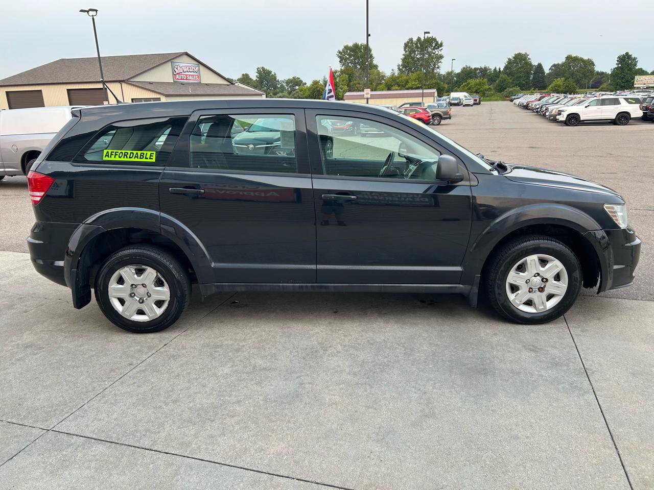 Used 2012 Dodge Journey FWD image 4