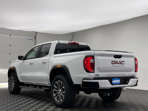 New 2026 GMC Canyon Denali AWD/4WD image 11