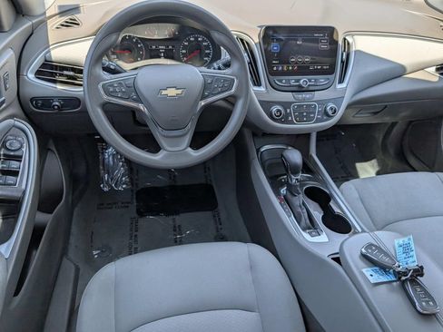 Used 2024 Chevrolet Malibu LT FWD image 17